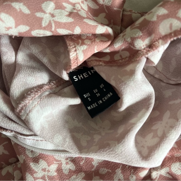 Shein Pink Floral Mini Skirt with Zipper Ruffle Bottom - Picture 3 of 6